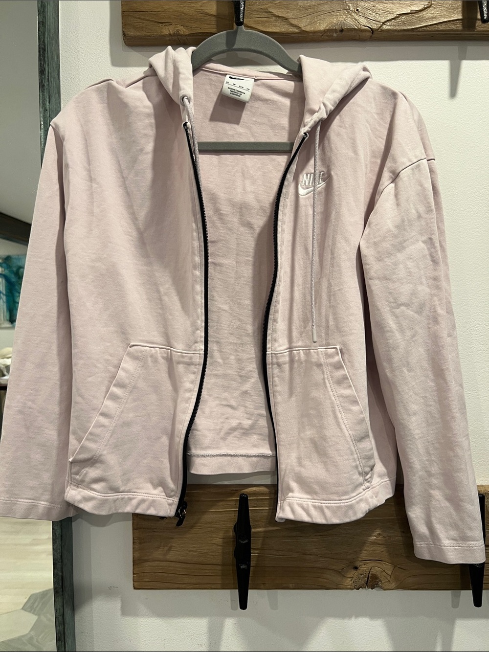 Nike lilac color extra small top